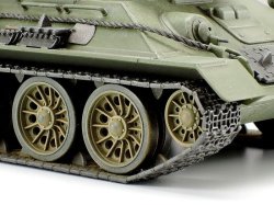 画像3: タミヤ 1/48 ソビエト中戦車 T-34-85【プラモデル】