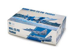 画像2: キティホーク 1/48 MiG-25PU フォックスバット複座型【プラモデル】 