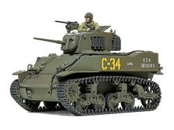 画像1: タミヤ 1/48 アメリカ軽戦車 M5A1 スチュアート【プラモデル】  