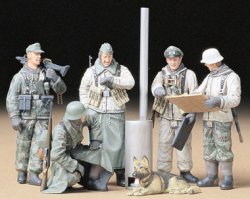 画像1: タミヤ 1/35 ドイツ歩兵野戦会議セット 【プラモデル】  