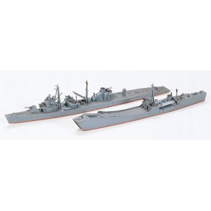 画像: タミヤ 1/700 日本海軍 一等・二等輸送艦  