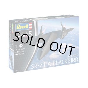 画像: ドイツレベル 1/48 ロッキード SR-71 ブラックバード【プラモデル】 