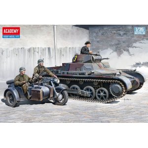 画像: アカデミー 1/35 ドイツ軍I号戦車B型 & KS750サイドカー【プラモデル】