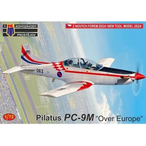 画像: KPモデル 1/72 ピラタス PC-9M ヨーロッパ上空【プラモデル】  