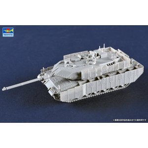 画像: トランペッター 1/72 レオパルド2A6M CAN主力戦車【プラモデル】  