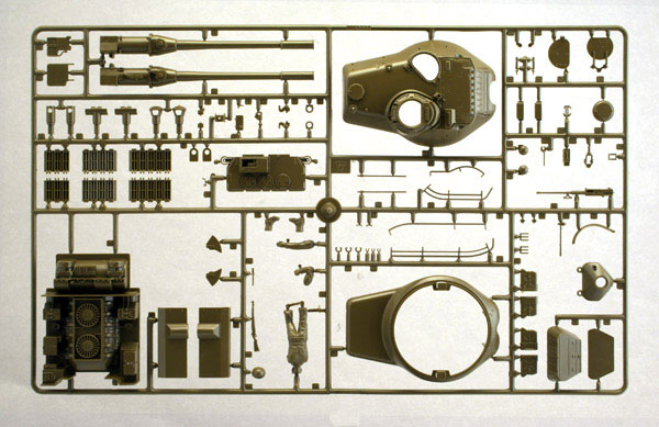 画像: イタレリ 1/35 アメリカ M47パットン戦車 【プラモデル】