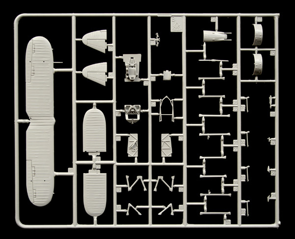 画像: イタレリ 1/72 フィアットCR.42 LW(ドイツ空軍仕様) 【プラモデル】 