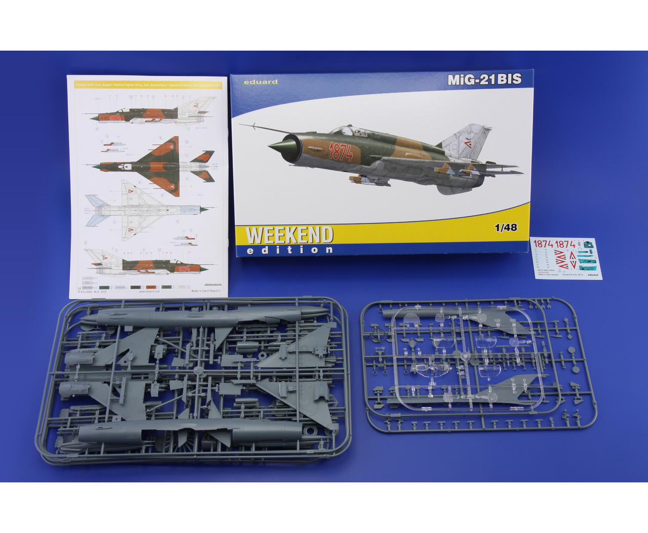 画像: エデュアルド 1/48 MiG-21bisフィッシュベッドL"ハンガリー空軍" ウィークエンドエディション【プラモデル】