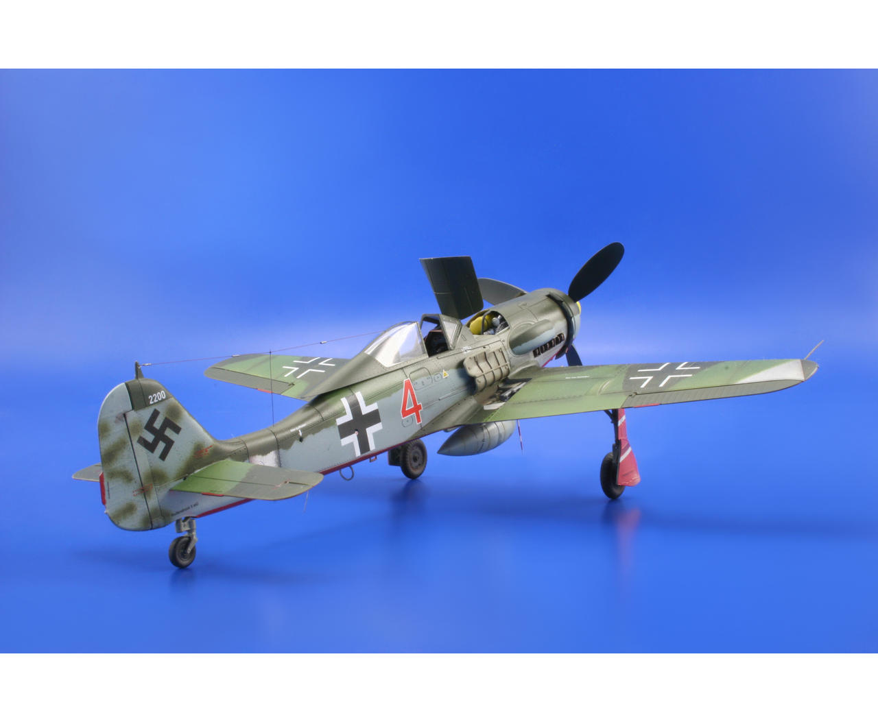 画像: エデュアルド 1/48 フォッケウルフFw190D-11/D-13 プロフィパック【プラモデル】