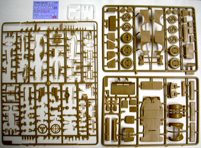 画像: ICM 1/35 ドイツ L1500A(Kfz.70) 中型四輪兵員輸送車