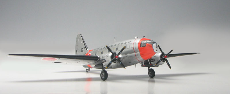 画像: プラッツ 1/144 航空自衛隊輸送機C-46Dコマンド 【プラモデル】