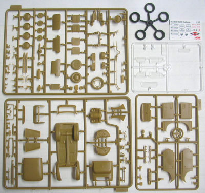 画像: ICM 1/35 ドイツ カデットK38サルーン2ドアスタッフカー【プラモデル】