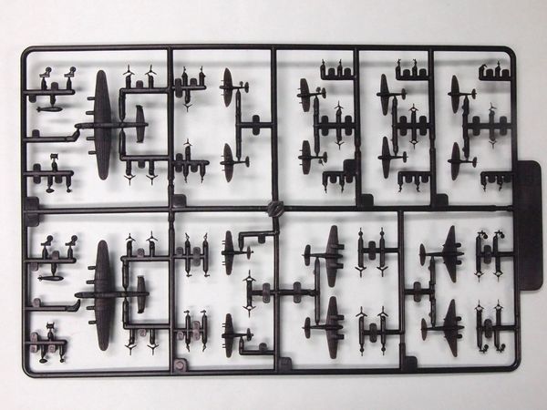 画像: ピットロード 1/700 WW.II イギリス空軍機セット1 【プラモデル】