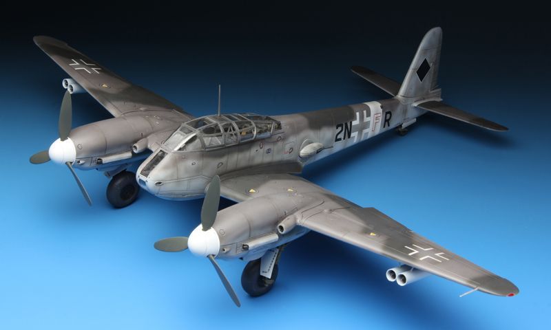 画像: MENGモデル 1/48 メッサーシュミットMe410A-1高速爆撃機【プラモデル】 