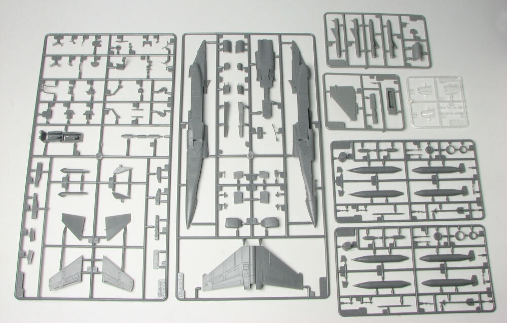 画像: プラッツ 1/72 三菱 F-1航空自衛隊支援戦闘機 【プラモデル】