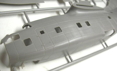 画像: ローデン 1/72 フェアチャイルド C-123Bプロバイダー双発輸送機【プラモデル】