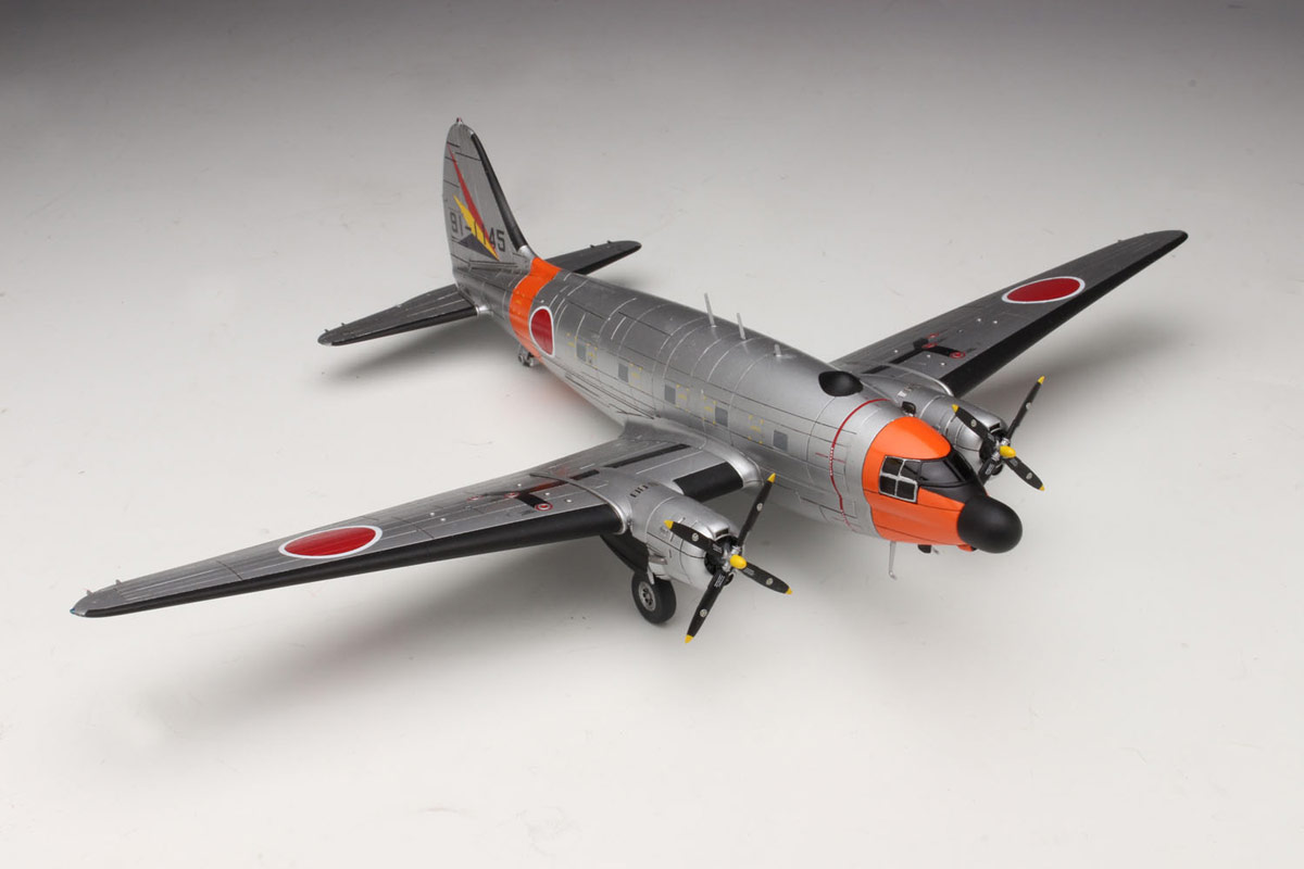 画像: プラッツ 1/144 航空自衛隊C-46ECM"電子訓練機” 【プラモデル】 