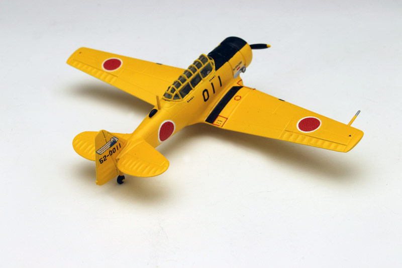 画像: プラッツ 1/144 航空自衛隊 T-6 テキサン（2機セット）【プラモデル】 