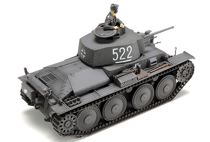 画像: タミヤ 1/48 ドイツ軽戦車 38（t）E/F型【プラモデル】 