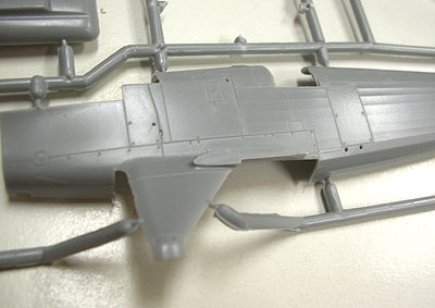 画像: ローデン 1/48 独・ハインケルHe51B.1複葉戦闘機【プラモデル】