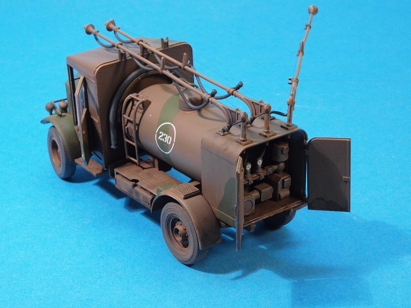 画像: エアフィックス 1/48 イギリス アルビオン AM463給油車【プラモデル】 