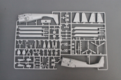 画像: ズベズダ 1/72 カモフ KA-50"ホーカム"攻撃ヘリコプター【プラモデル】 