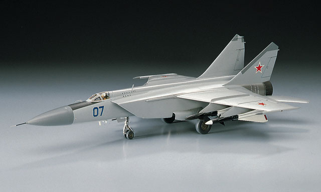 ハセガワ 1/72 MiG-25フォックスバット【プラモデル】 - ホビーショップ森の里くらぶ