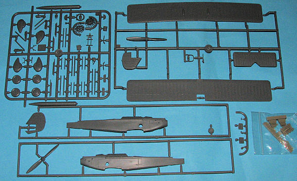 画像: スペシャルホビー 1/72 ビッカース/CASAタイプ245ビルドビースト攻撃機スペイン軍【プラモデル】