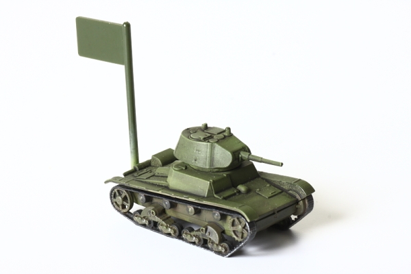 画像: ズベズダ 1/100 ソビエト軽戦車 T-26【プラモデル】 