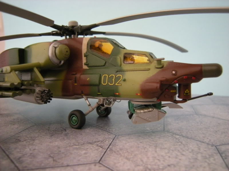 画像: ズベズタ 1/72 ミル Mi-28Aハボック"コンバットヘリコプター"【プラモデル】