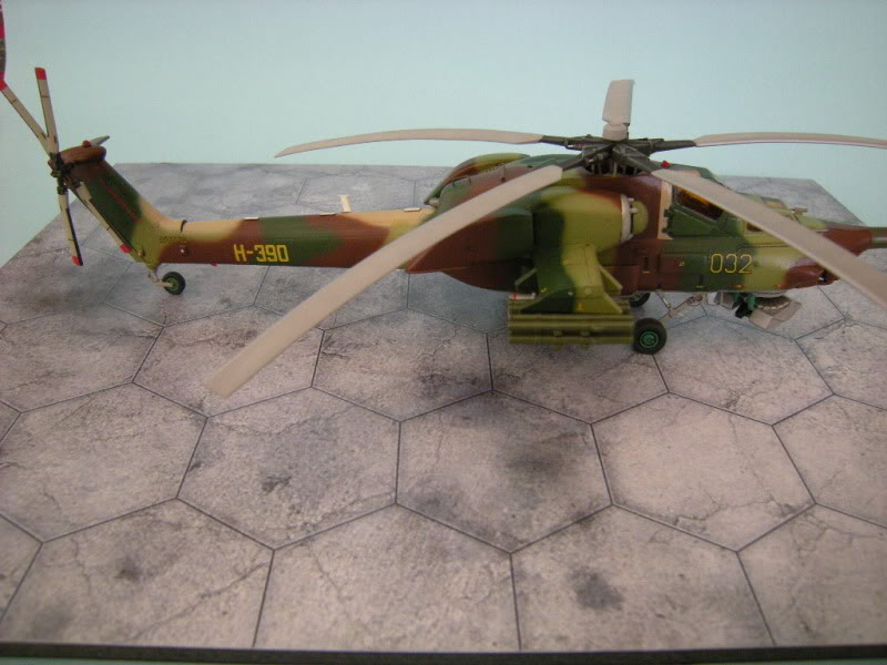 画像: ズベズタ 1/72 ミル Mi-28Aハボック"コンバットヘリコプター"【プラモデル】