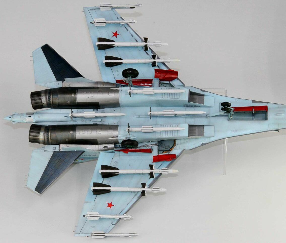 画像: グレートウォールホビー 1/48 ロシア海軍 Su-35S フランカーE (初回版)【プラモデル】