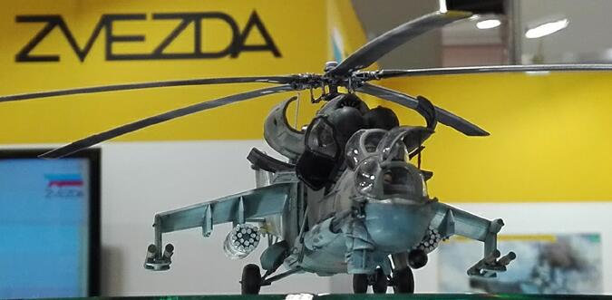 画像: ズベズダ 1/72 ミル Mi-24PハインドE【プラモデル】
