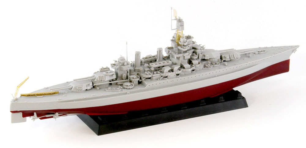 画像: ピットロード 1/700 アメリカ海軍戦艦 BB-45 コロラド 1944【プラモデル】