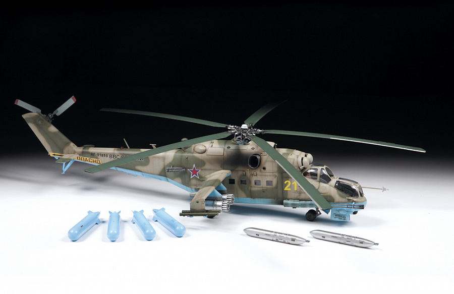 画像: ズベズダ 1/48 ミル Mi-24P ソビエト戦闘ヘリコプター ハインドE【プラモデル】 