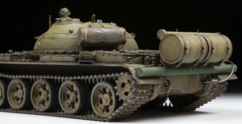 画像: ズベズダ 1/35 T-62 ソビエト主力戦車【プラモデル】 