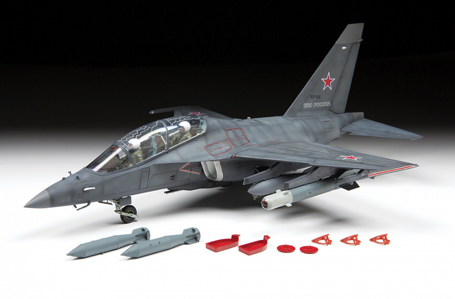 画像: ズベズダ 1/48 YAK-130 ロシア練習機/軽攻撃機「ミットン」【プラモデル】 