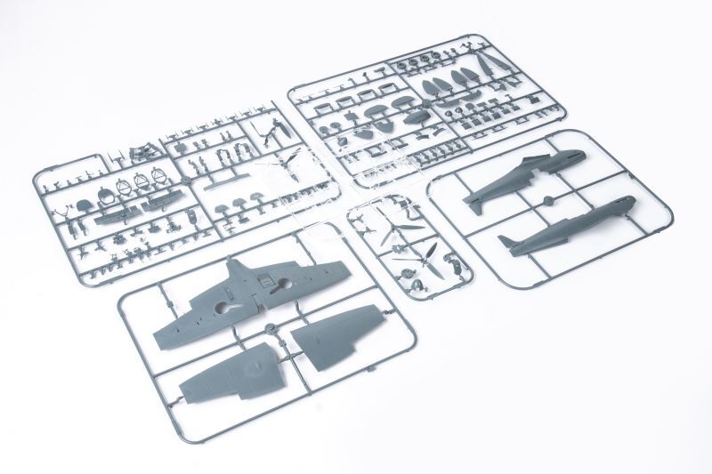 画像: エデュアルド 1/48 スピットファイア Mk.Ia ウィークエンドエディション【プラモデル】 