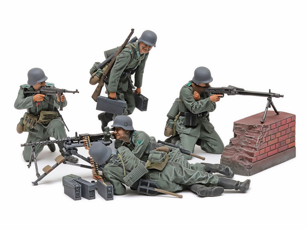 画像2: タミヤ 1/35 ドイツ機関銃チーム (大戦中期)【プラモデル】 