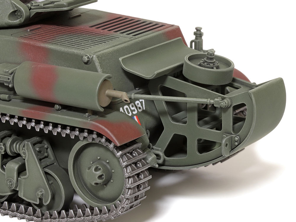 画像4: タミヤ 1/35 フランス軽戦車 H39【プラモデル】  