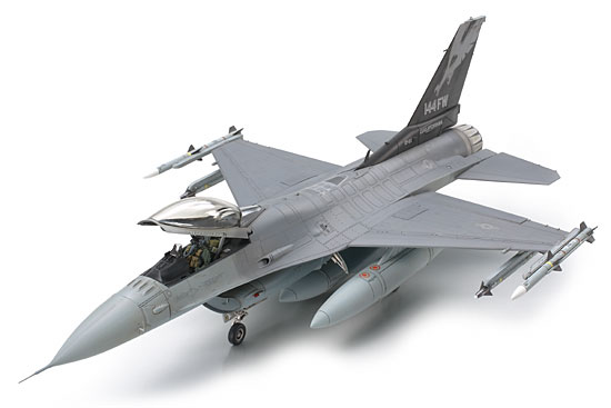 画像: タミヤ 1/48 ロッキードマーチンF-16C(ブロック25/32)ファイティングファルコンANG[プラモデル] 