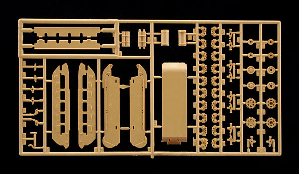 画像: イタレリ 1/72 イギリス マチルダ戦車Mk.II 【プラモデル】 