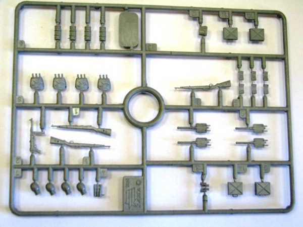 画像: ズベズタ 1/35 ドイツ歩兵(冬服) 東部戦線1941-1942