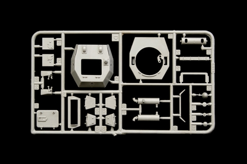 画像: イタレリ 1/35 イタリア アウトブリンダAB40装甲車