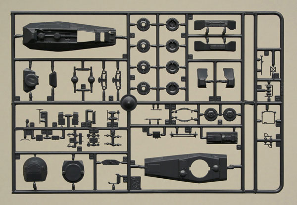 画像: イタレリ 1/72 ドイツSd.Kfz.231 六輪装甲車