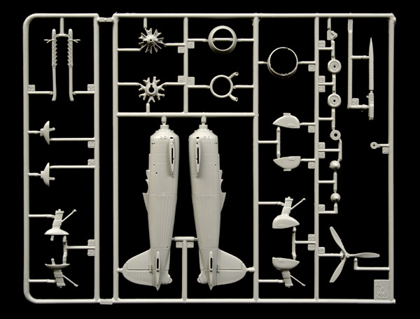 画像: イタレリ 1/72 フィアットCR.42 LW(ドイツ空軍仕様) 【プラモデル】 