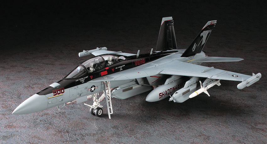 画像: ハセガワ 1/48 EA-18Gグラウラー 【プラモデル】