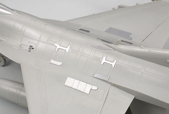 画像: タミヤ 1/48 F-16ファイティングファルコン・ディティールアップパーツセット